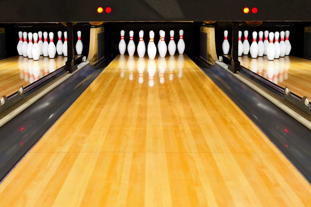 picture of bowling alley