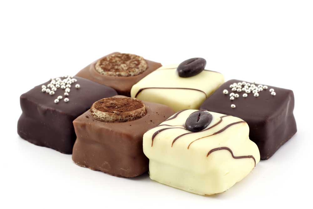 picture of petit four