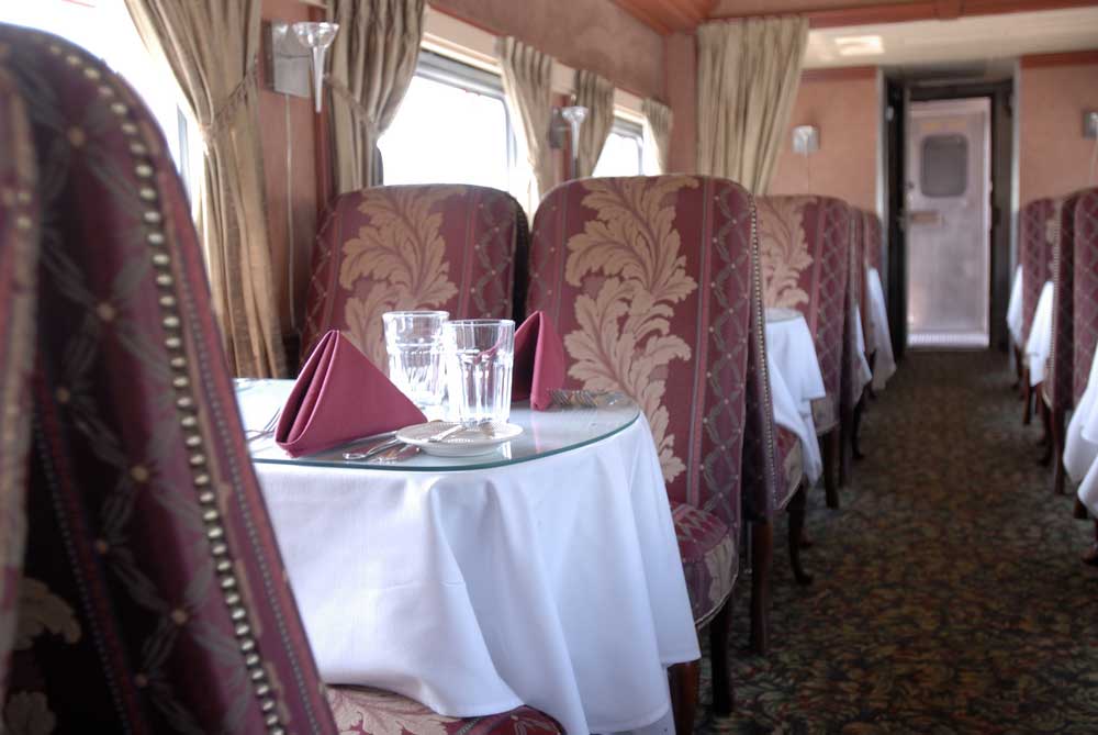 picture of Restaurant car