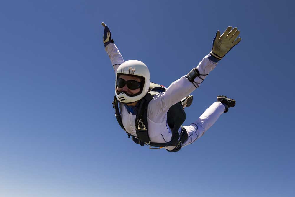picture of skydiving