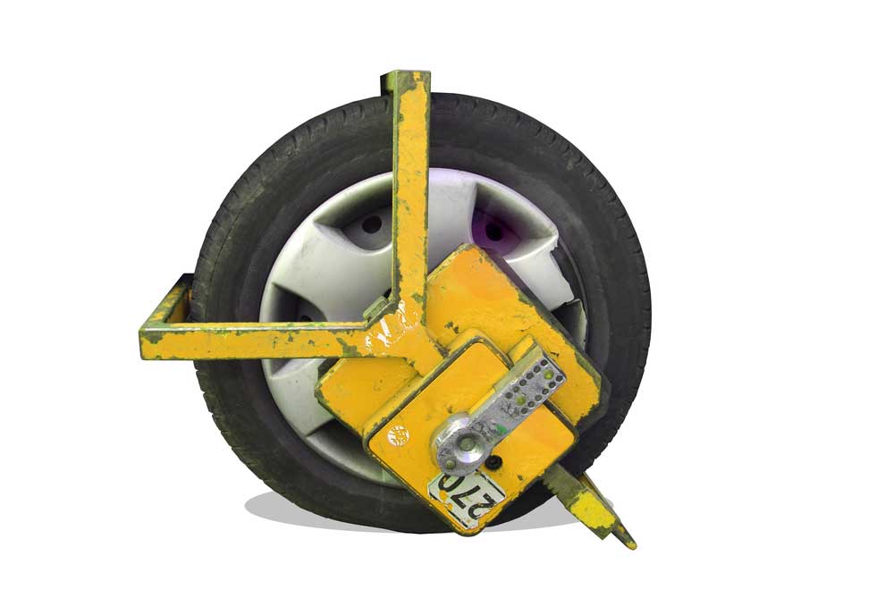 picture of wheel clamp